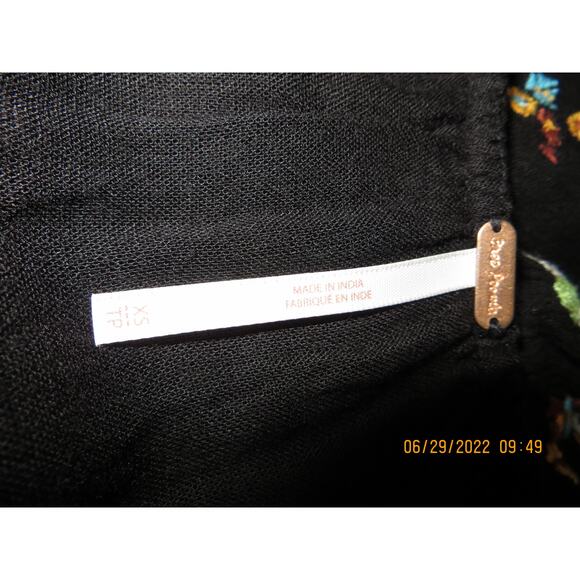 FREE PEOPLE Oxford Black Boho Mini Dress‎ w/ Embroidery Size XS - Picture 5 of 5